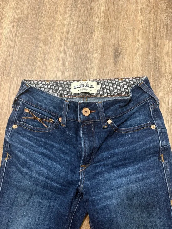 Ariat Women's R.E.A.L. Perfect Rise Yrises Flare Jeans - Picture 5 of 5